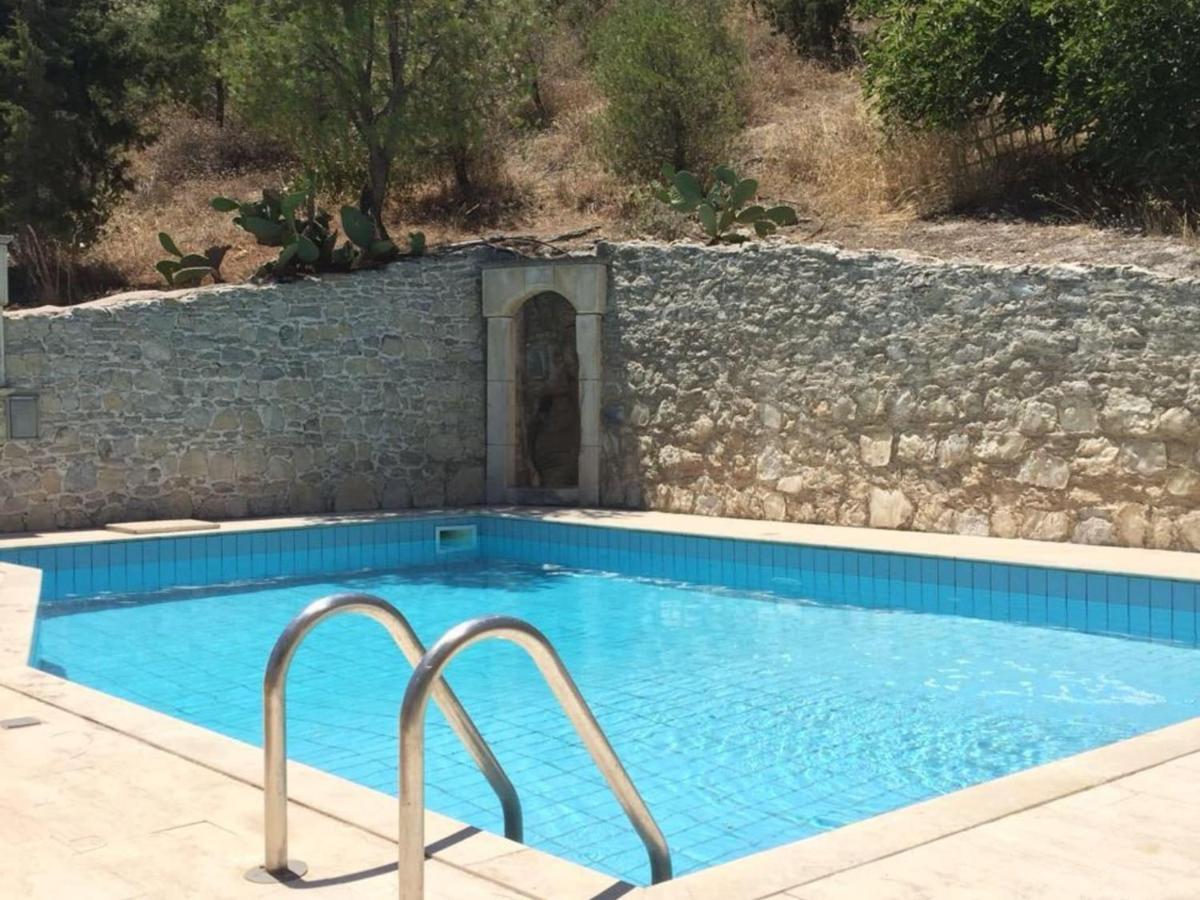 Luxurious Villa In Malades Crete Agios Sillas Екстер'єр фото